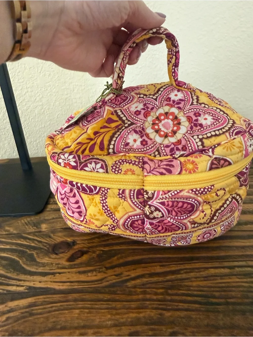 Vera Bradley Quilted Round Travel Cosmetic | Bali Gold | Retired